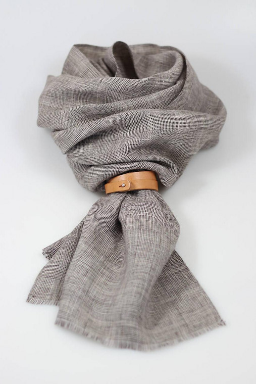 Pánsky elegantný šál zo 100% ľanu, originálny darček pre neho na Vianoce v darčekovej krabici