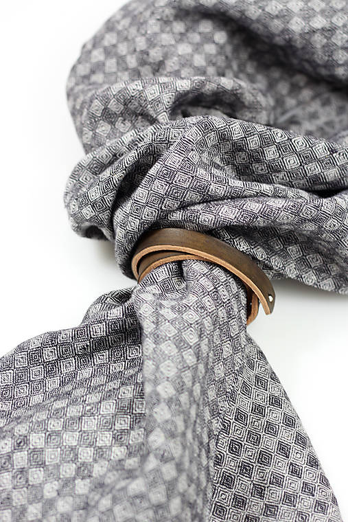 Pánsky jemný ľanový šál so šedým diamantovým vzorom v darčekovom balení "Daniel"