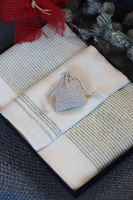 Darček pre maminku, set troch ľanových utierok v darčekovom balení