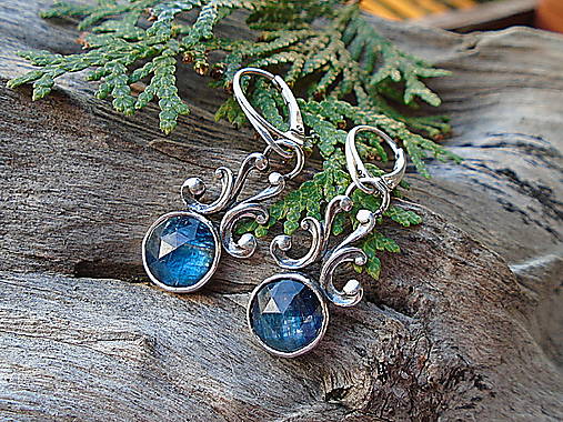 Strieborné náušnice Ag925 Antik Kyanit