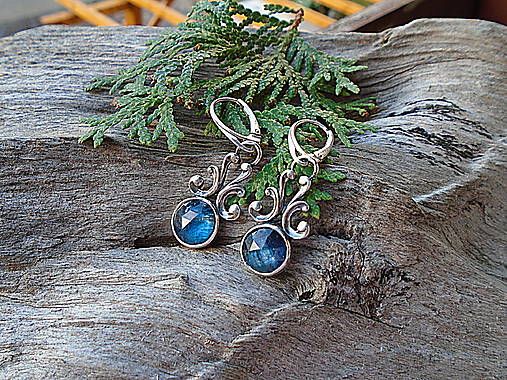 Strieborné náušnice Ag925 Antik Kyanit