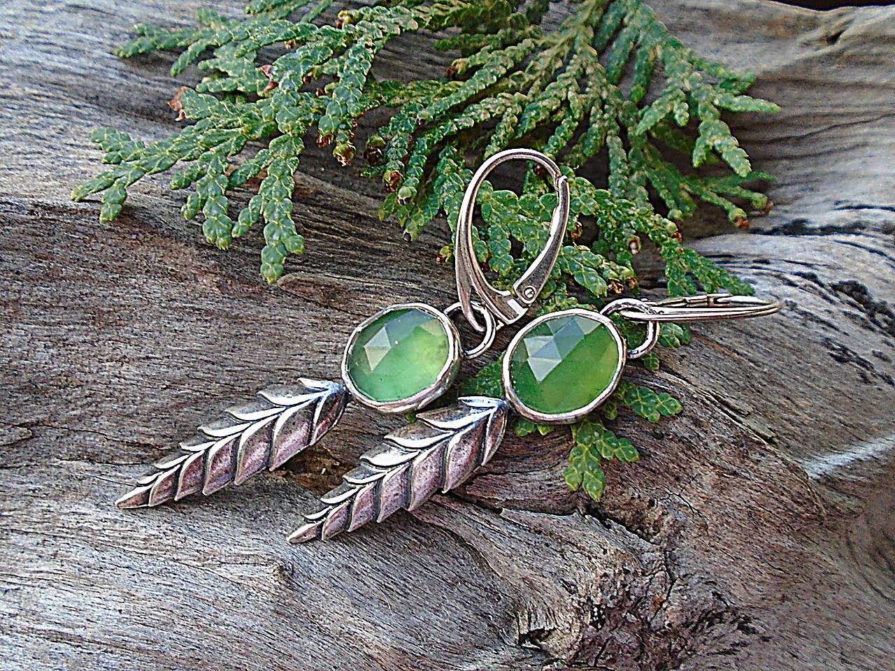 Strieborné náušnice Ag925 Listy Serpentín