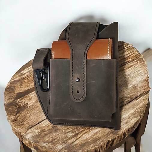 Kožená kapsička na opasok