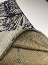 Šály a nákrčníky - PREDOBJEDNÁVKA // VLNA & HODVÁB 90 x 90 // Šál SILK FLOWER crème // Limitovaná edícia // Autorský dizajn - obojstranný - 17998492_