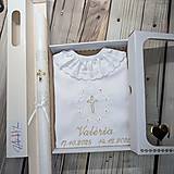 Detské oblečenie - Sada na krst biela zlatá, košieľka v darčekovom balení a sviečka na krst zlatý krížik s chránitkom (K01) - 17996554_
