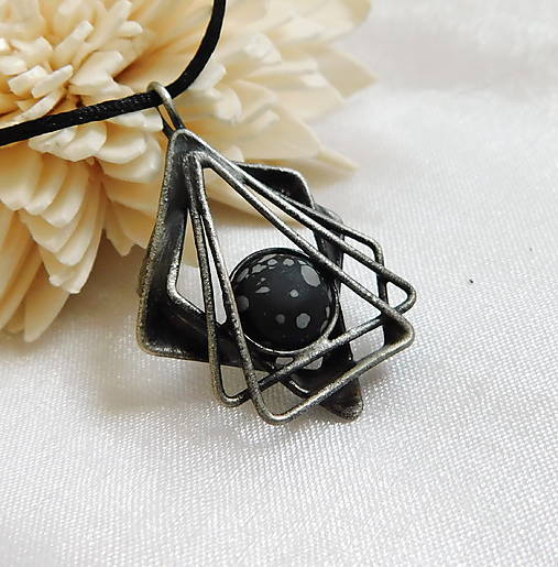 Náhrdelníky - Prívesok s vločkovým obsidiánom ─VONAHE'E─ - 18001598_