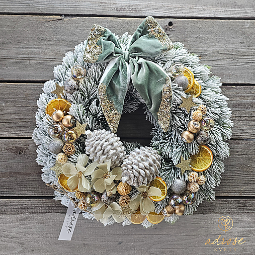 Dekorácie - Vianočný veniec_ZAMATOVÉ PREKVAPENIE - 18000170_