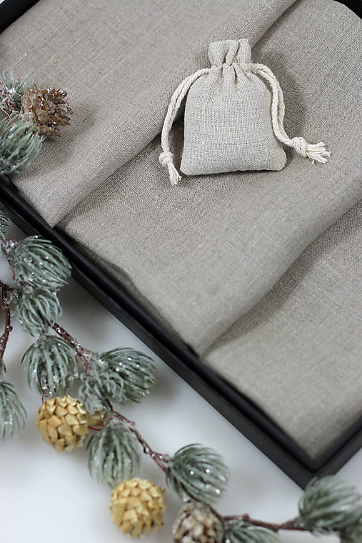 Darček pre babku, alebo maminku - set troch ľanových utierok v darčekovom balení