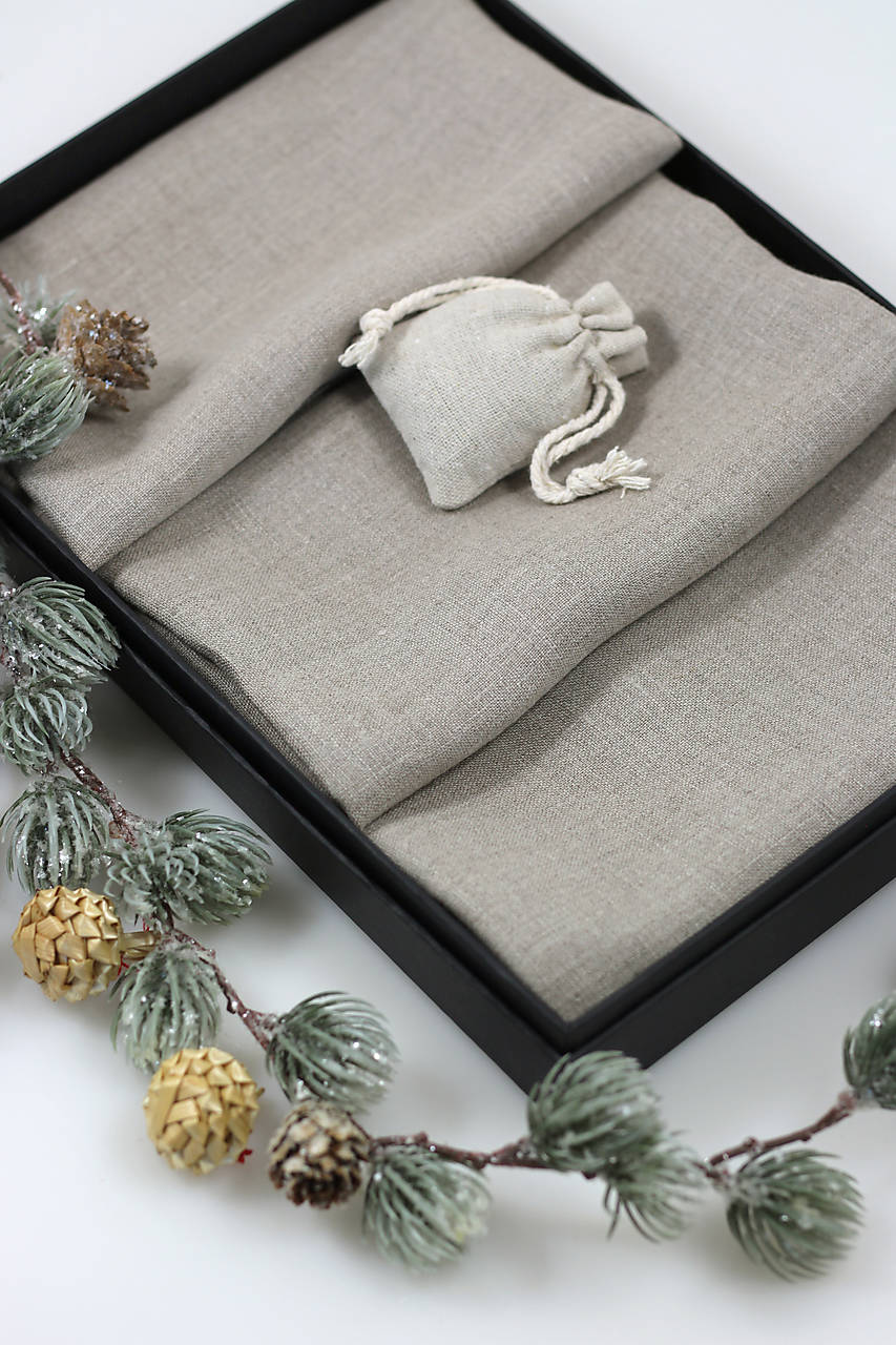 Darček pre babku, alebo maminku - set troch ľanových utierok v darčekovom balení