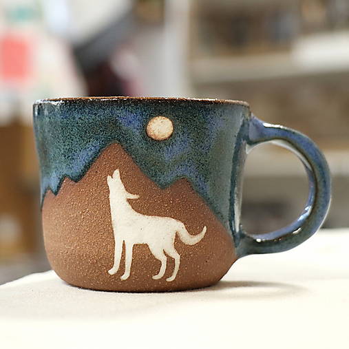 Hrnček Vlci (170/180/240/250 ml) tmavomodrá glazúra