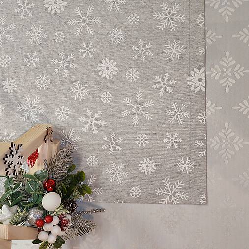 Úžitkový textil - Obrus Bielo-strieborné vločky - 18002777_