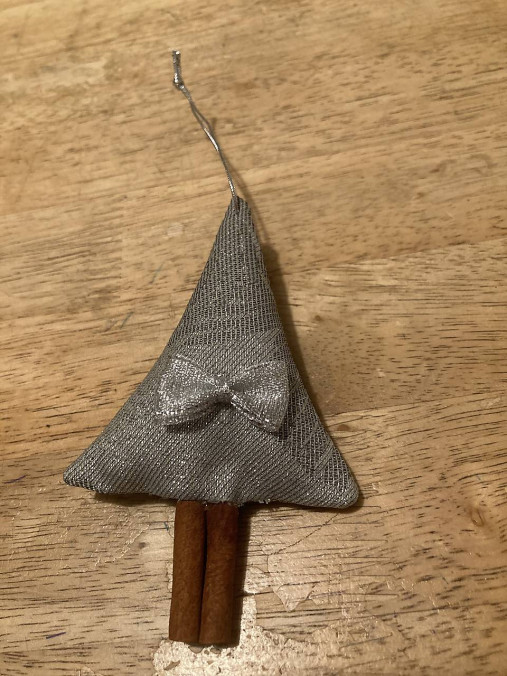 Dekorácie - Vianočný stromček 9 - 18004517_