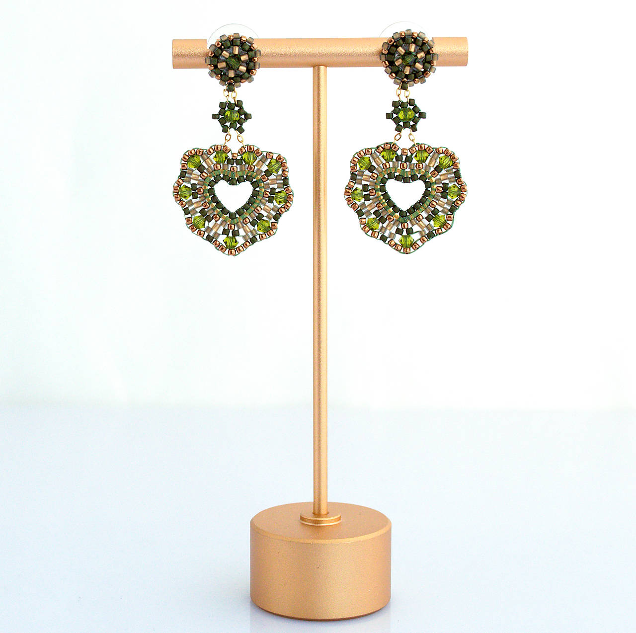 Vycibrené visiace srdiečka