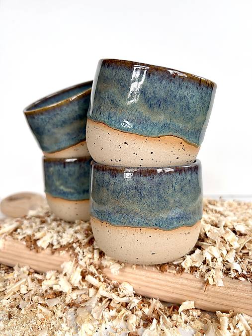 Nádoby - Keramický hrnček - 18003970_