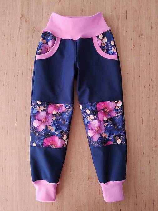 Detské oblečenie - Softshellky zimné fuchsiové kvety - 18002409_