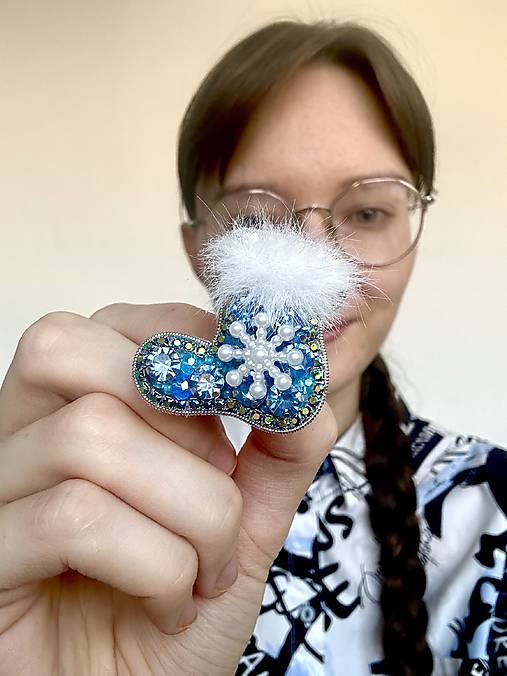 Brošne - Korálková brošňa topánka - 18003175_