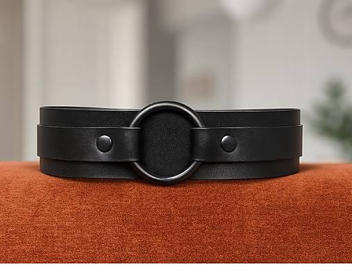 Náhrdelníky - Ručně vyráběný kožený Choker s kroužkem - 18004068_