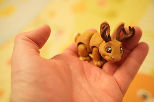 Jeleň-zajko Jackalope – rozkošná figúrka, pohyblivá