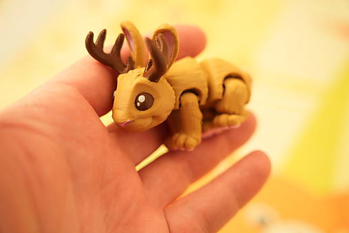 Jeleň-zajko Jackalope – rozkošná figúrka, pohyblivá