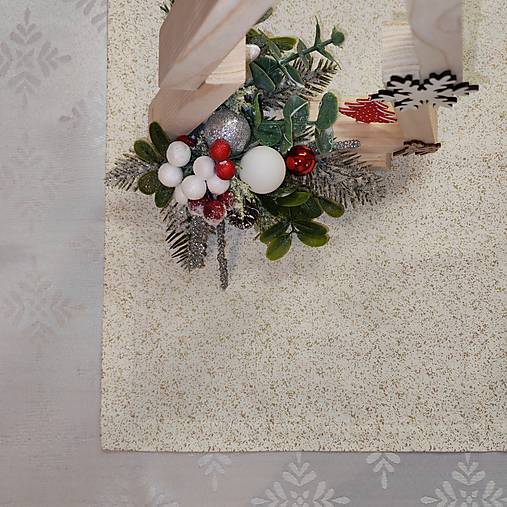 Úžitkový textil - Obrus Zlaté trblietky - 18007517_