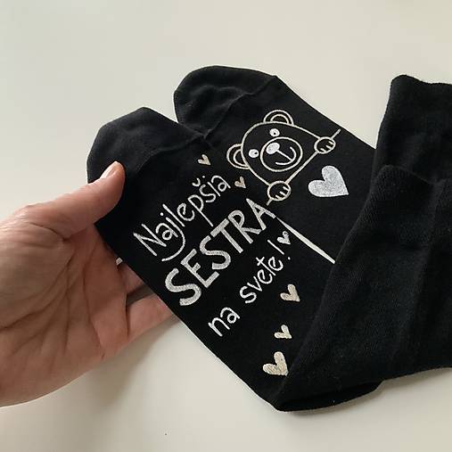Maľované ponožky čierne s nápisom: Najlepšia sestra