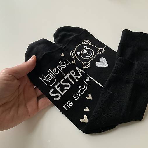 Maľované ponožky čierne s nápisom: Najlepšia sestra