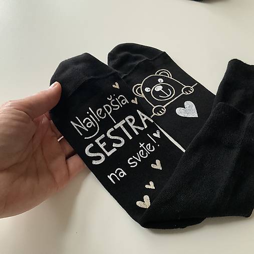 Maľované ponožky čierne s nápisom: Najlepšia sestra