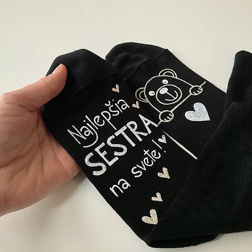 Maľované ponožky čierne s nápisom: Najlepšia sestra