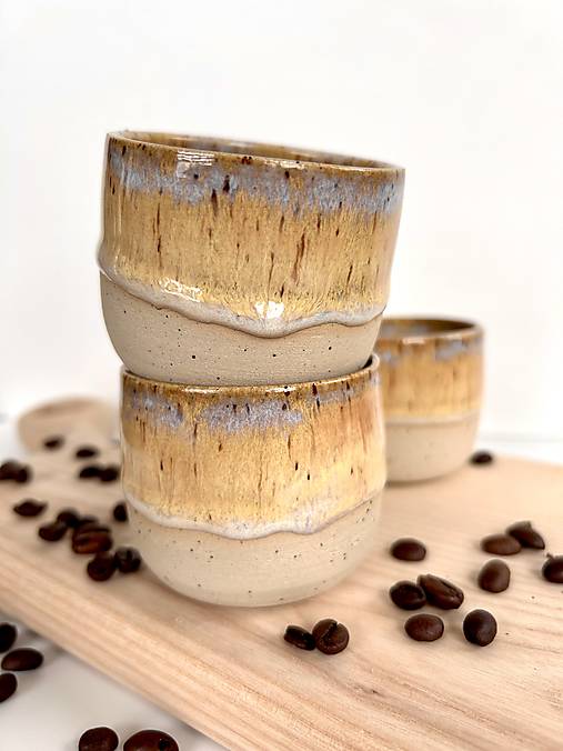 Nádoby - Keramický hrnček - 18005395_