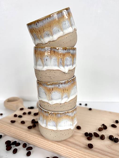 Nádoby - Keramický hrnček - 18005475_