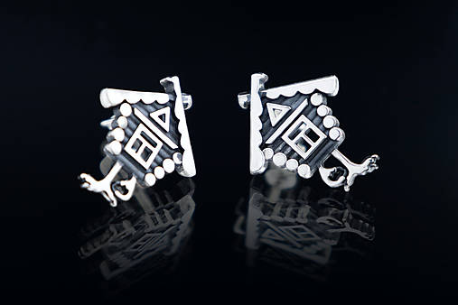 Náušnice - Strieborné napichovacie náušnice Baba Jaga – chatka na kuriatkových nohách, cottagecore a folklórny čarodejnícky štýl - 18005456_