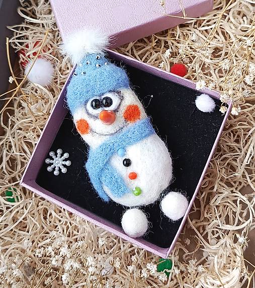 Brošne - Plstená brošňa snehuliak - 18006451_