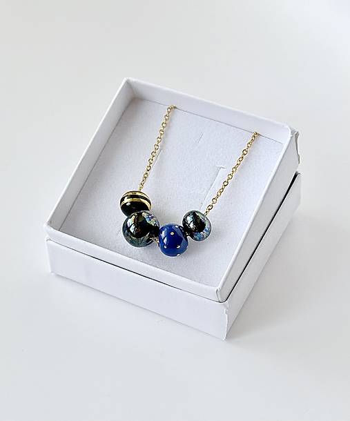 Porcelánový náhrdelník