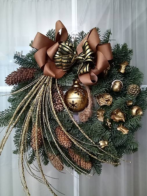 Dekorácie - Vianočný veniec na dvere - 18009846_