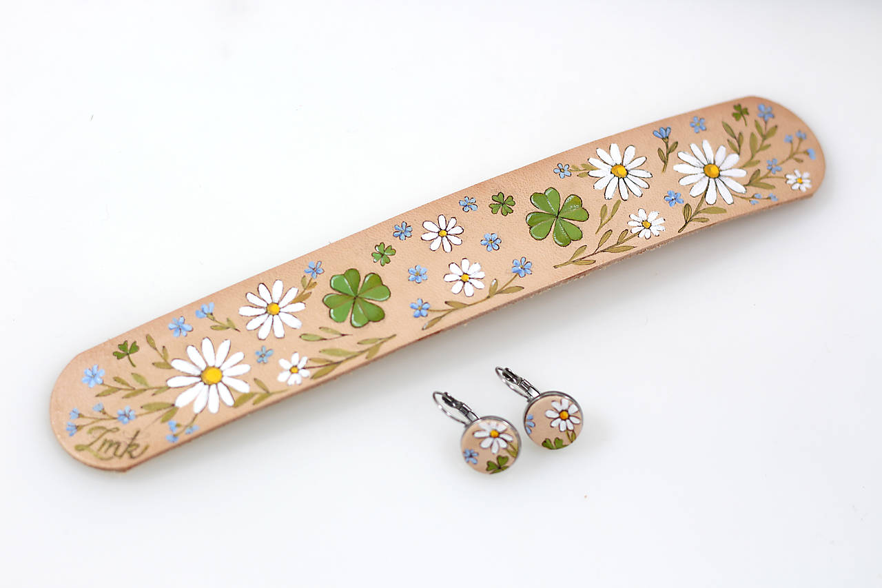 Personalizovaný náramok s ručnou maľbou s náušnicami z chir.ocele