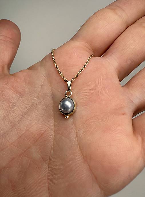 Zlatý 585/1000 prívesok s riečnou perlou