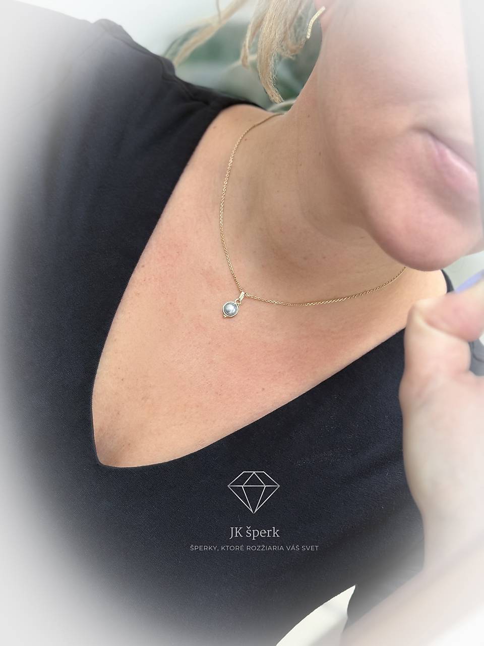 Zlatý 585/1000 prívesok s riečnou perlou