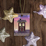 Úložné priestory & Organizácia - Vianočný domček pri západe slnka - menovka - 18009827_