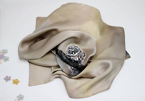 Ručne maľovaná hodvábna šatka - Sova
