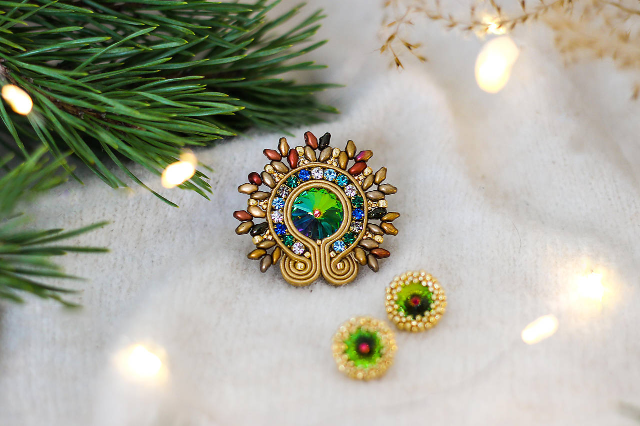 Vianočná sada brošne a náušníc