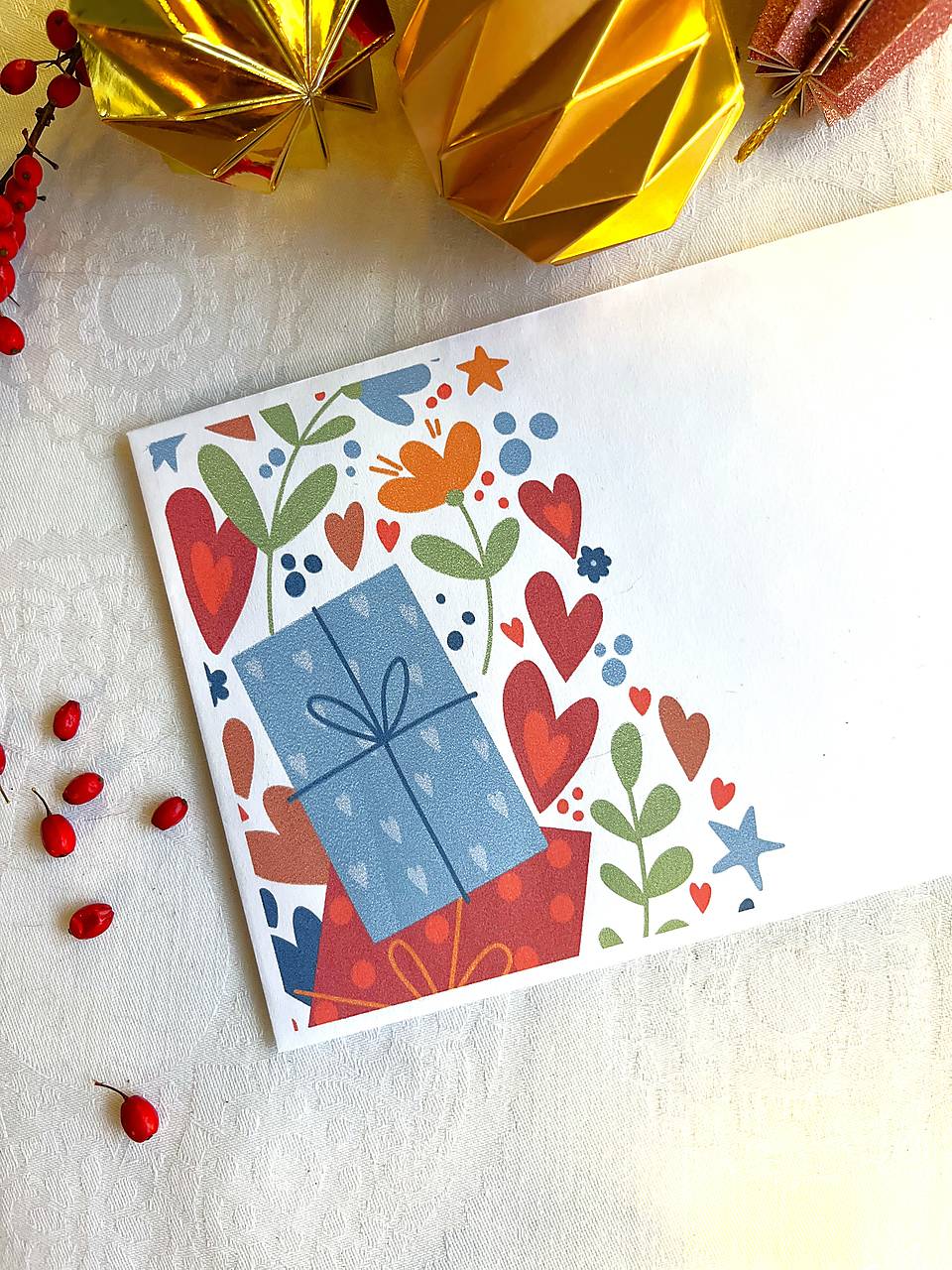 darčeková obálka s balíčkom