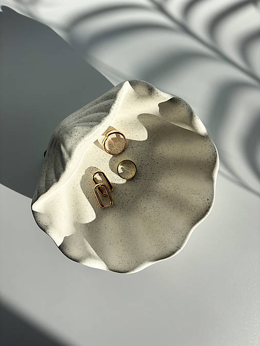 Dekorácie - Elegantná nádoba MUŠĽA - 18010886_