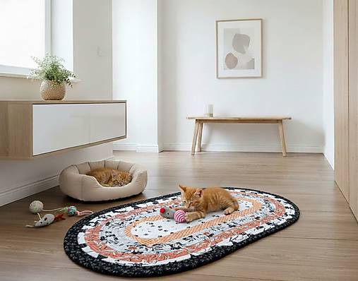 Koberček pod misku na granule pre mačičky - oválny