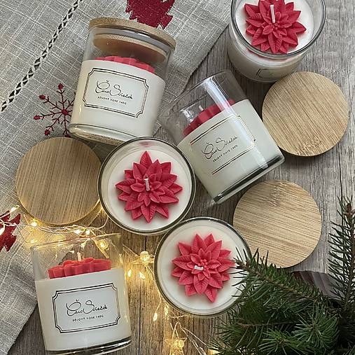 Sviečky - Vianočná ruža sójová sviečka - 18016271_