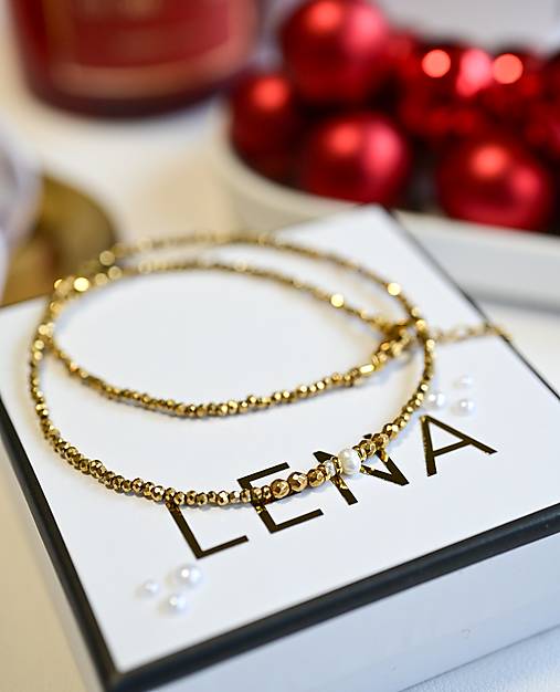 Náhrdelník z hematitu s riečnych perál