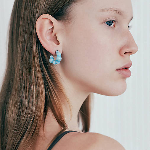 Porcelánové naušnice Electra – modro-biele