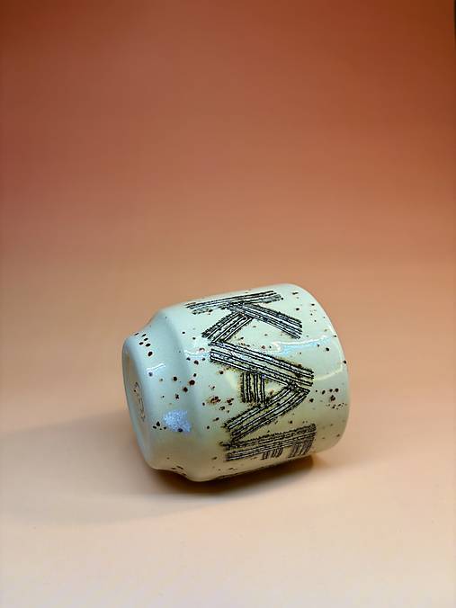 Keramický hrnček na kávu KAFE s uškom