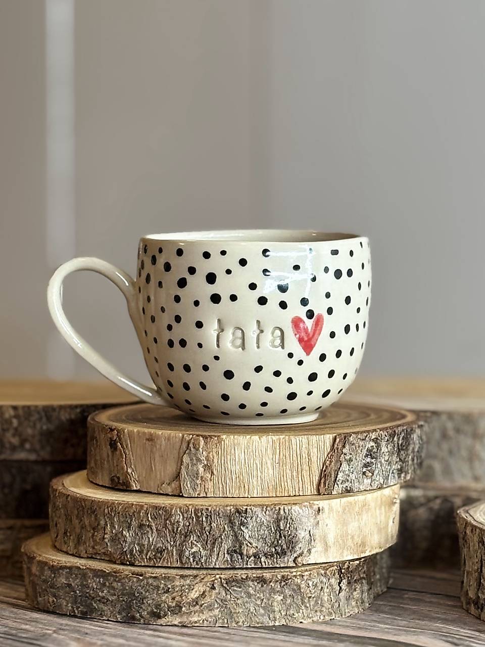 Čierne bodky - šálka lungo tata (150ml, s uškom)