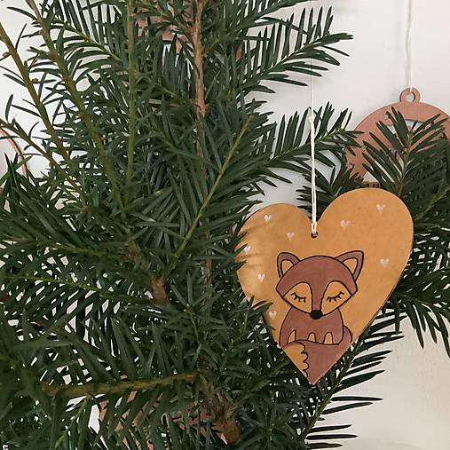 Maľované vianočné srdiečko (drevený výrez 10 cm) na špagáte (na zlatom podklade) s líškou