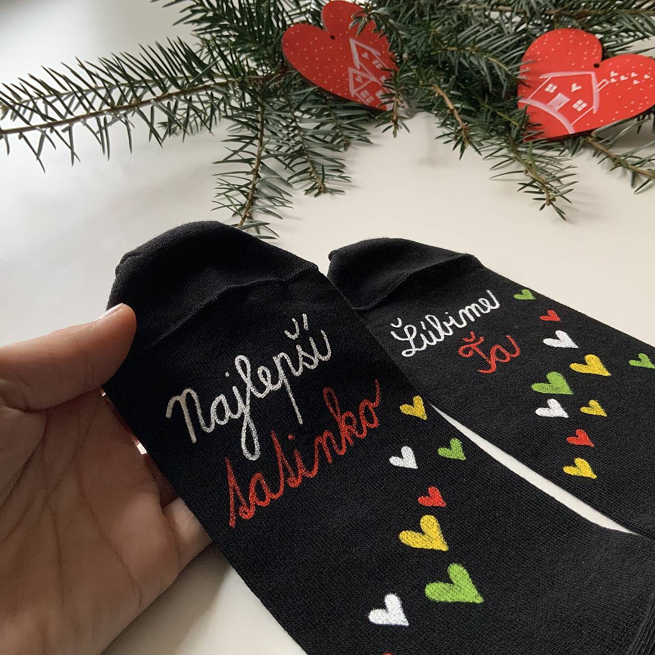 Maľované ponožky pre najlepšieho ocka / tata / tatina / ocinka (Na čiernych Najlepší tatinko / Ľúbime Ťa)